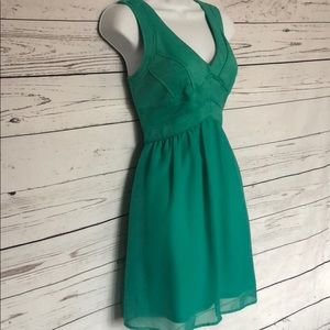 Paper Doll Green Sleeveless Dress